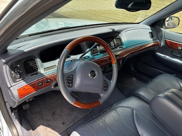 2002 Mercury Grand Marquis LS - Photo 7